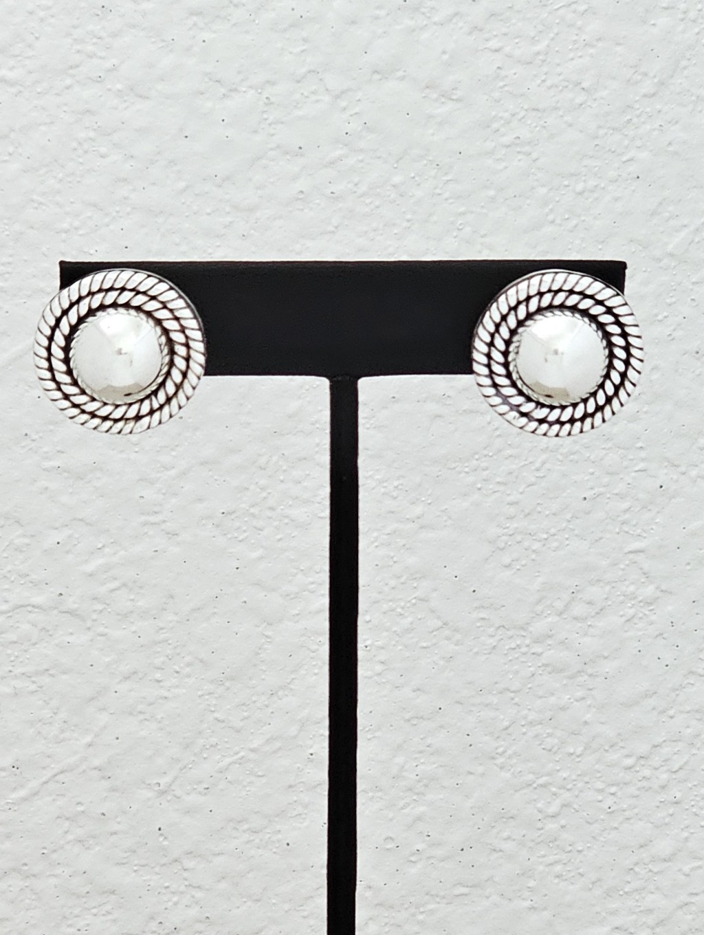 Silpada Very Raresterling Silver Double Braid Button Earrings On Posts Zp143